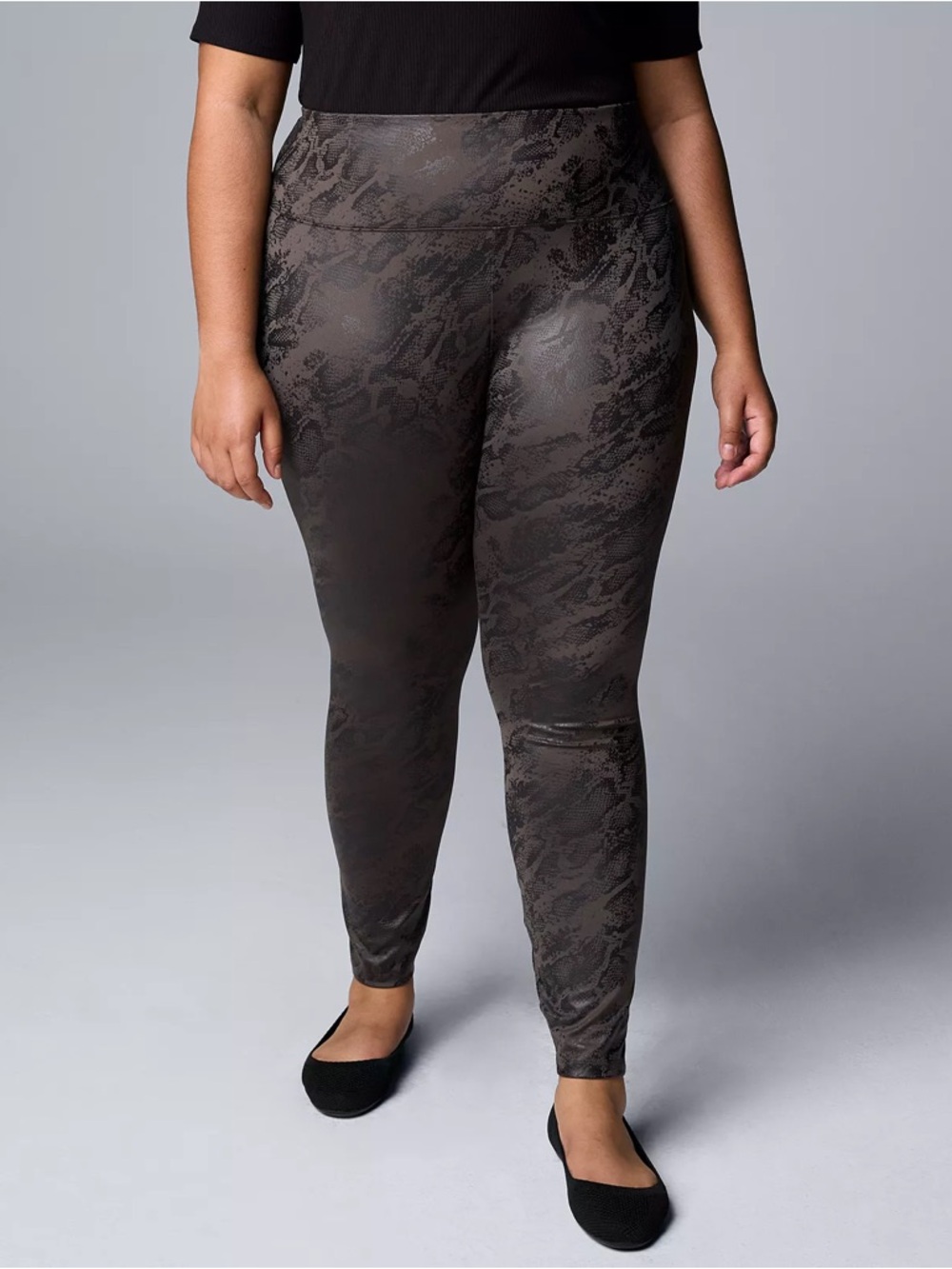 NWT Simply Vera Vera Wang High Rise Faux Leather Leggings Charcoal Plus Size 2X